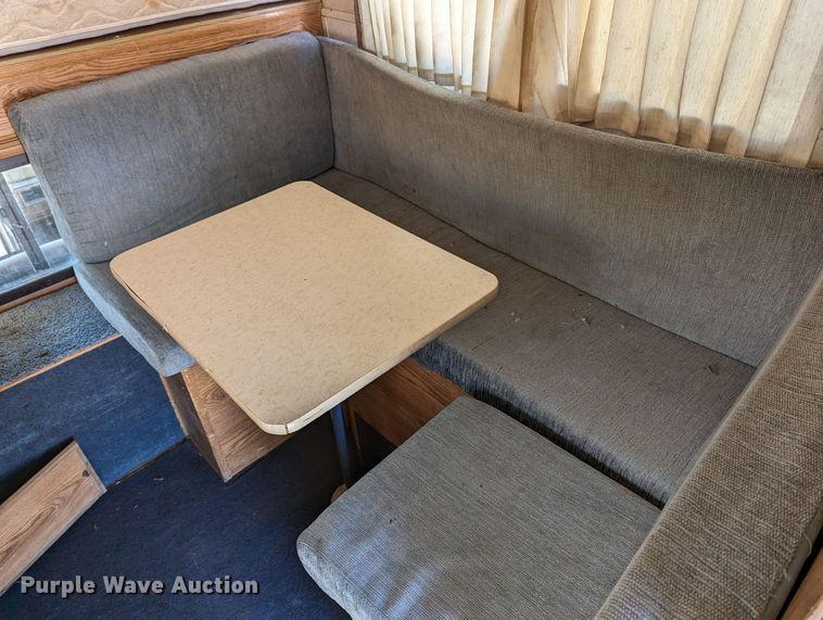 image for item LF9575 1993 Ford F150  pickup truck