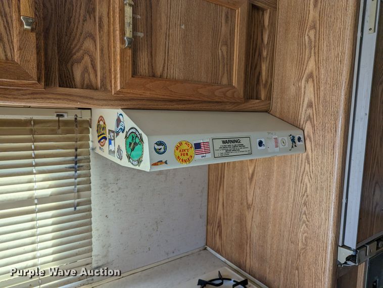 image for item LF9575 1993 Ford F150  pickup truck