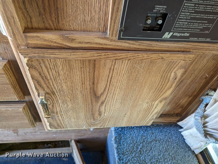 image for item LF9575 1993 Ford F150  pickup truck