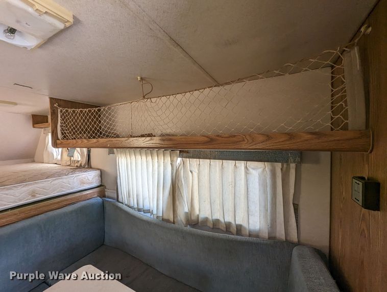 image for item LF9575 1993 Ford F150  pickup truck