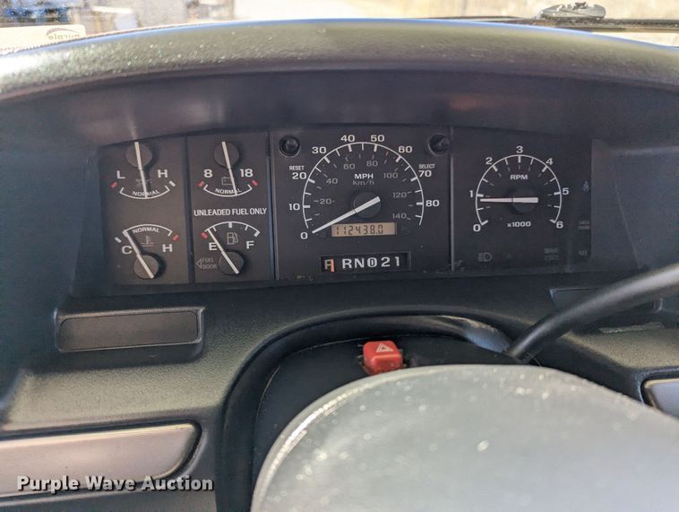 image for item LF9575 1993 Ford F150  pickup truck