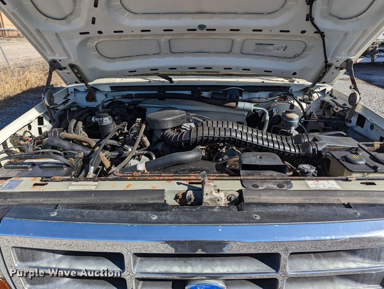 image for item LF9575 1993 Ford F150  pickup truck