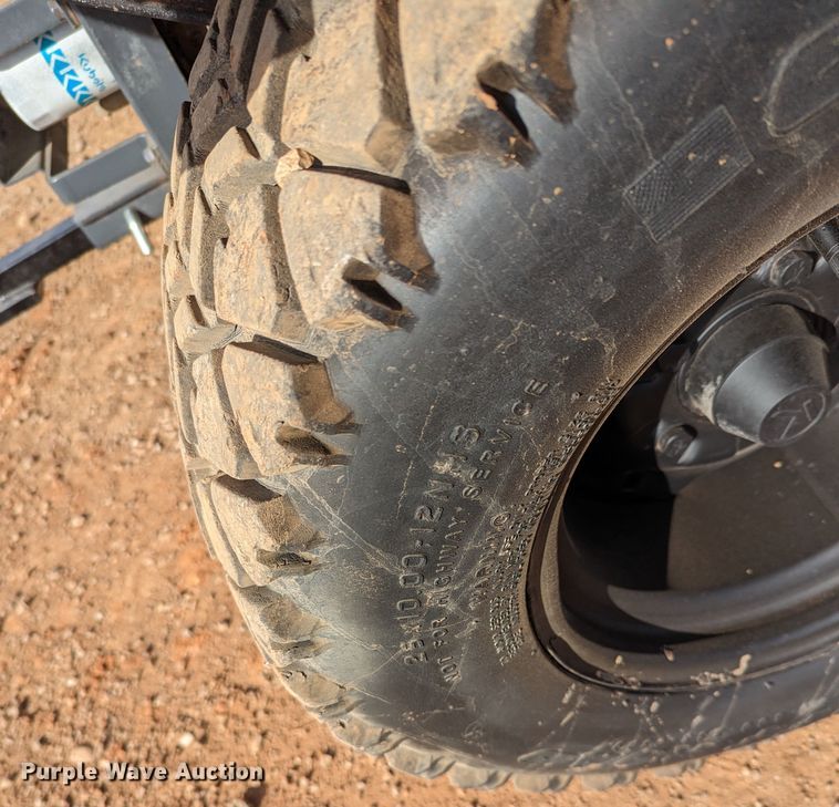 image for item LF9578 Kubota RTV900  utility vehicle