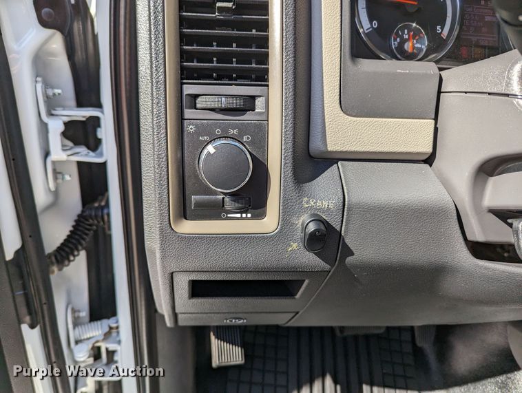 image for item LF9583 2011 Dodge Ram 5500HD  utility / service truck