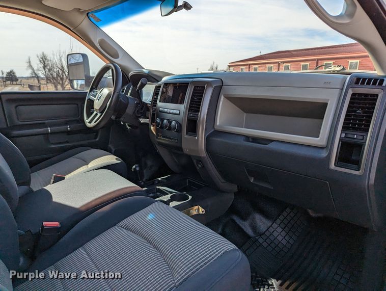 image for item LF9583 2011 Dodge Ram 5500HD  utility / service truck