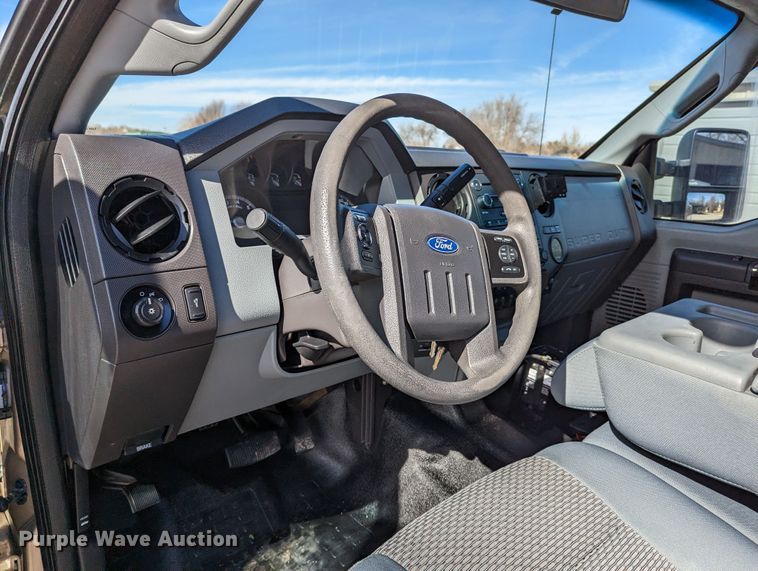 image for item LF9584 2012 Ford F250 Super Duty  SuperCab pickup truck