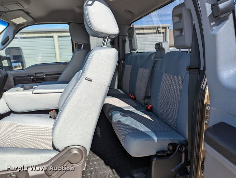 image for item LF9584 2012 Ford F250 Super Duty  SuperCab pickup truck