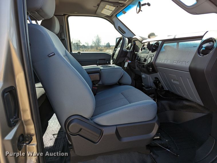 image for item LF9584 2012 Ford F250 Super Duty  SuperCab pickup truck