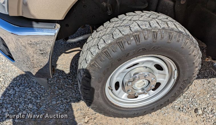 image for item LF9584 2012 Ford F250 Super Duty  SuperCab pickup truck