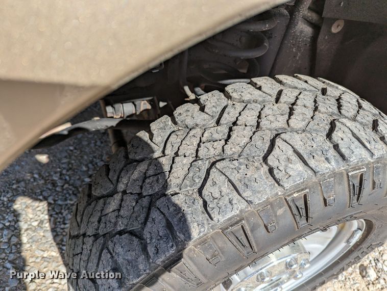 image for item LF9584 2012 Ford F250 Super Duty  SuperCab pickup truck