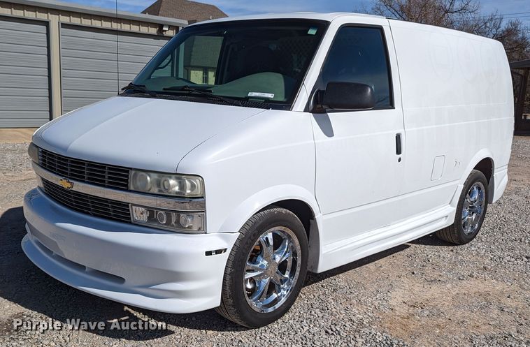 image for item LF9585 2001 Chevrolet Astro  van