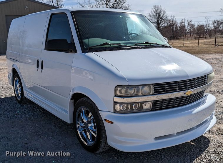 image for item LF9585 2001 Chevrolet Astro  van