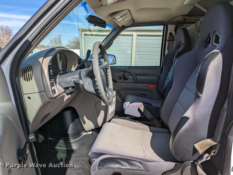 image for item LF9585 2001 Chevrolet Astro  van