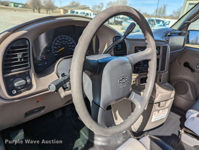 image for item LF9585 2001 Chevrolet Astro  van