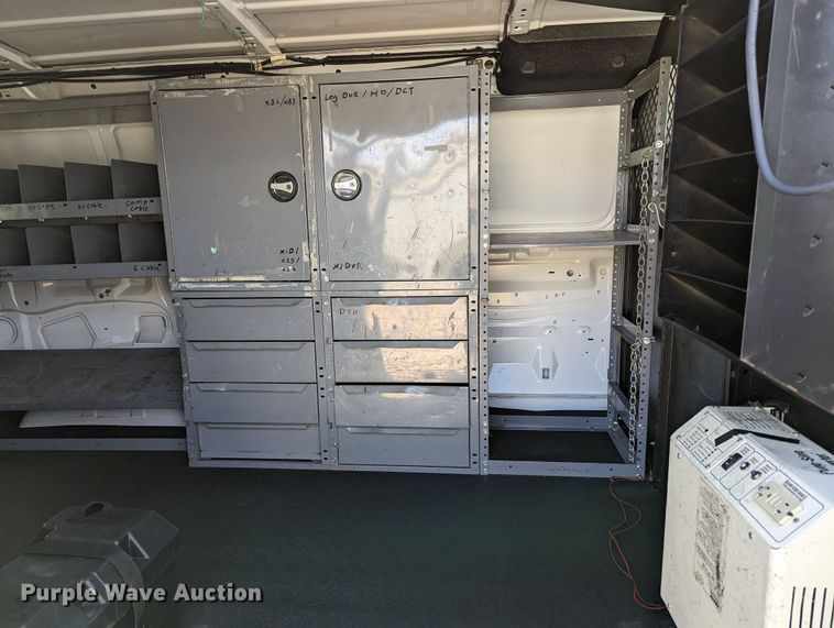 image for item LF9587 2007 Ford E250  van