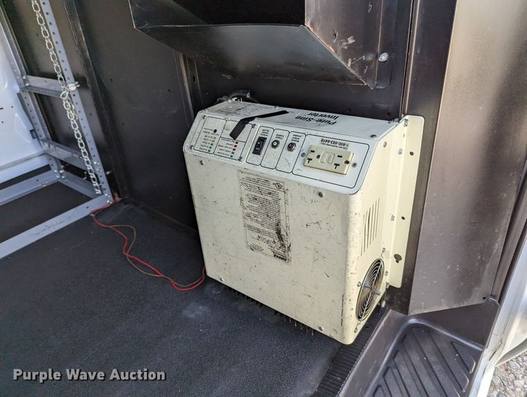 image for item LF9587 2007 Ford E250  van