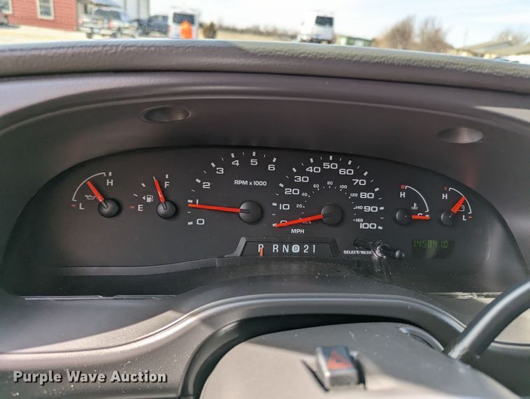 image for item LF9587 2007 Ford E250  van