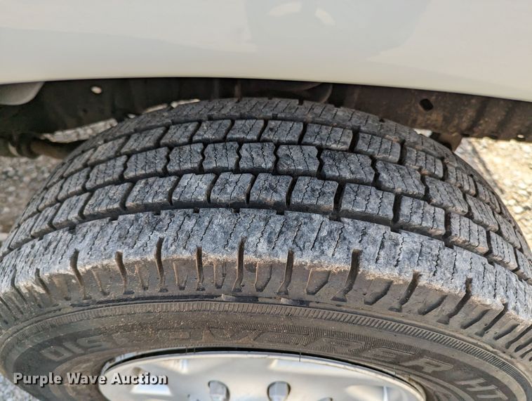 image for item LF9587 2007 Ford E250  van