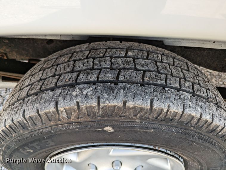 image for item LF9587 2007 Ford E250  van