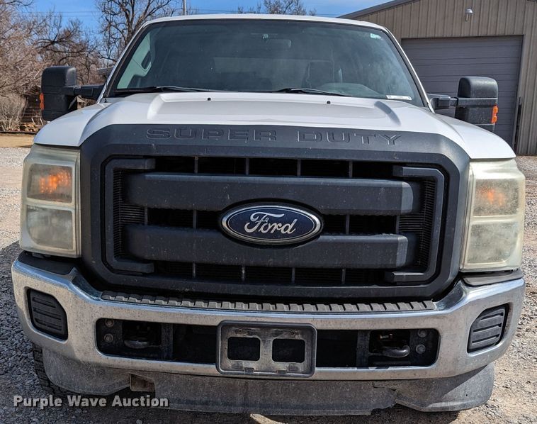 image for item LF9589 2012 Ford F250 Super Duty  Crew Cab pickup truck