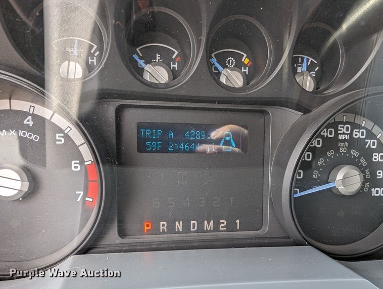 image for item LF9589 2012 Ford F250 Super Duty  Crew Cab pickup truck