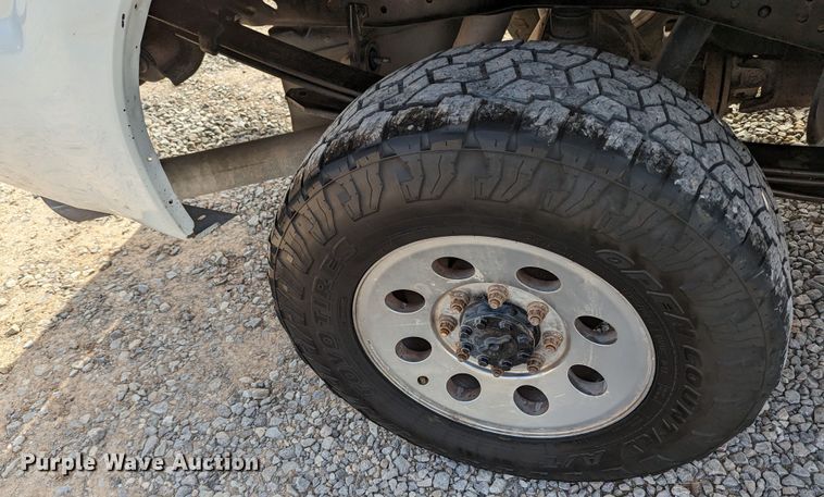 image for item LF9589 2012 Ford F250 Super Duty  Crew Cab pickup truck