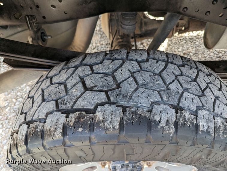 image for item LF9589 2012 Ford F250 Super Duty  Crew Cab pickup truck