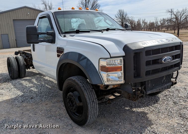 image for item LF9590 2009 Ford F550 Super Duty  truck cab and chassis