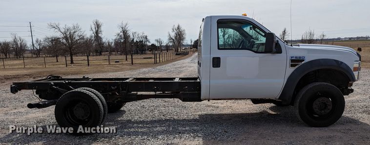 image for item LF9590 2009 Ford F550 Super Duty  truck cab and chassis