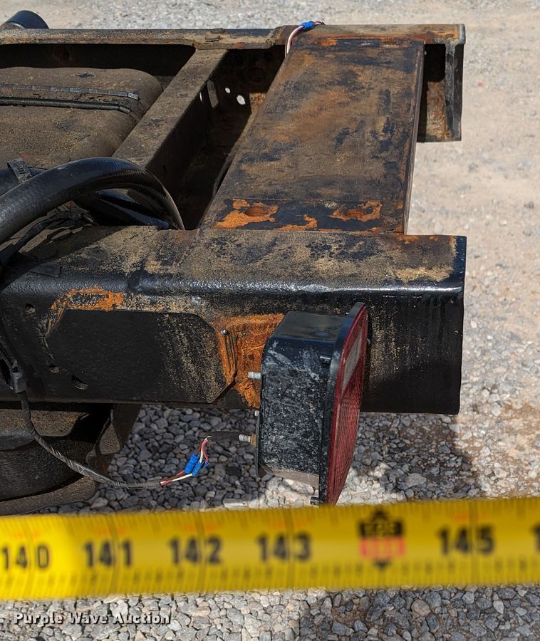 image for item LF9590 2009 Ford F550 Super Duty  truck cab and chassis