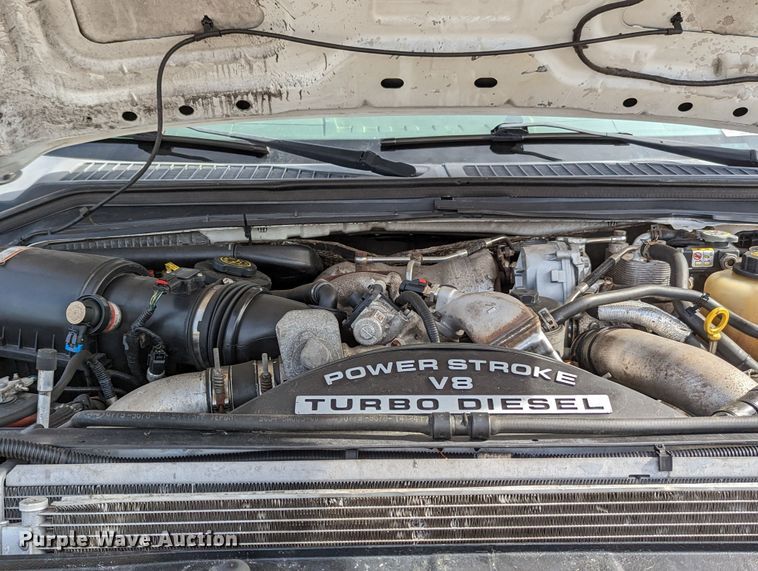 image for item LF9590 2009 Ford F550 Super Duty  truck cab and chassis