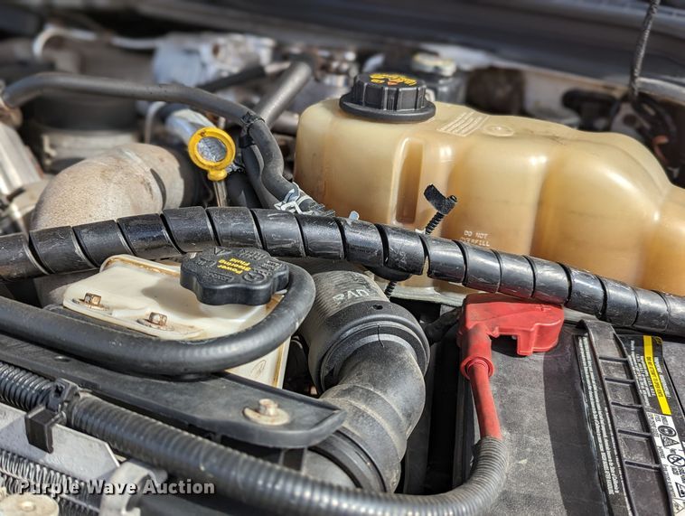 image for item LF9590 2009 Ford F550 Super Duty  truck cab and chassis