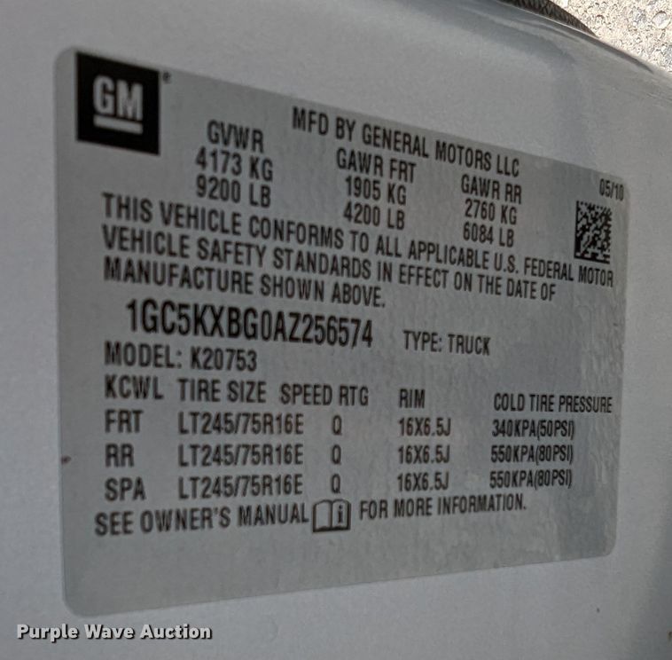 image for item LF9592 2010 Chevrolet Silverado 2500HD  Ext. Cab pickup truck