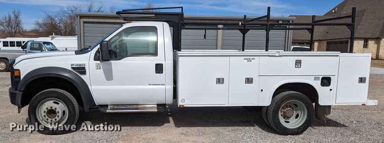 image for item LF9593 2010 Ford F450 Super Duty  utility / service truck