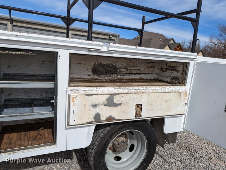 image for item LF9593 2010 Ford F450 Super Duty  utility / service truck