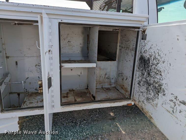 image for item LF9593 2010 Ford F450 Super Duty  utility / service truck