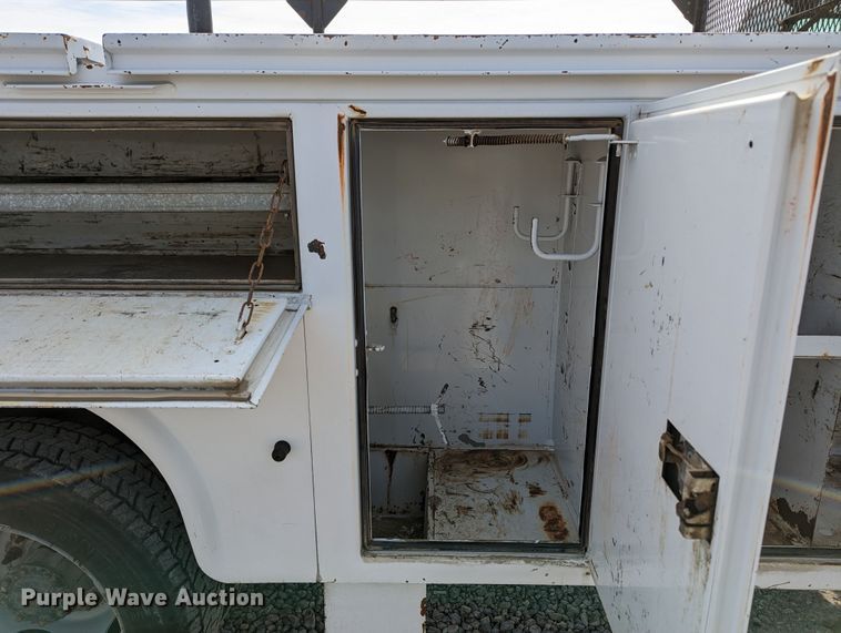 image for item LF9593 2010 Ford F450 Super Duty  utility / service truck