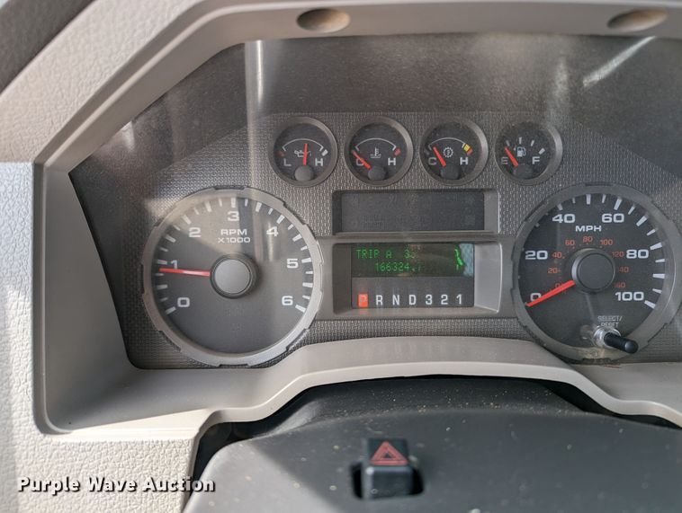 image for item LF9593 2010 Ford F450 Super Duty  utility / service truck