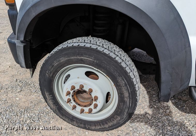 image for item LF9593 2010 Ford F450 Super Duty  utility / service truck