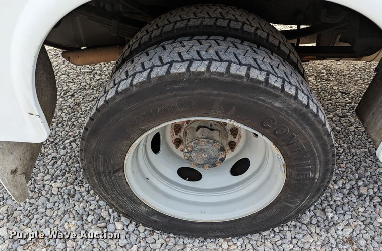 image for item LF9593 2010 Ford F450 Super Duty  utility / service truck