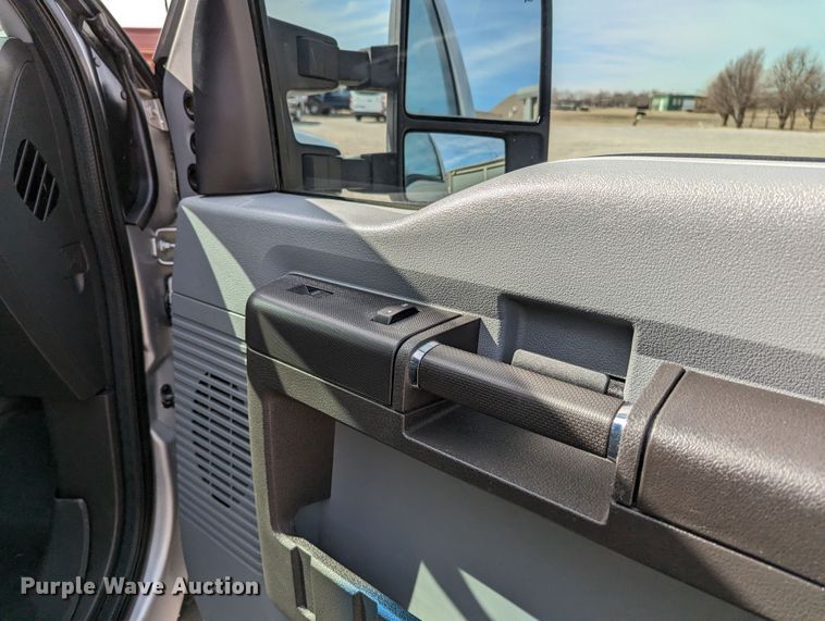 image for item LF9595 2014 Ford F250 Super Duty  SuperCab pickup truck