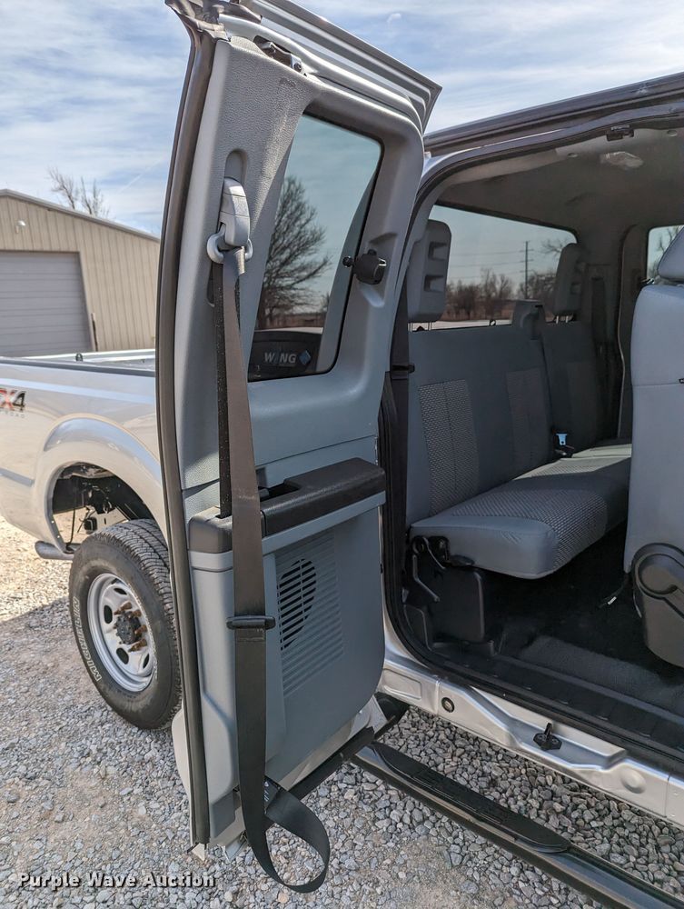 image for item LF9595 2014 Ford F250 Super Duty  SuperCab pickup truck