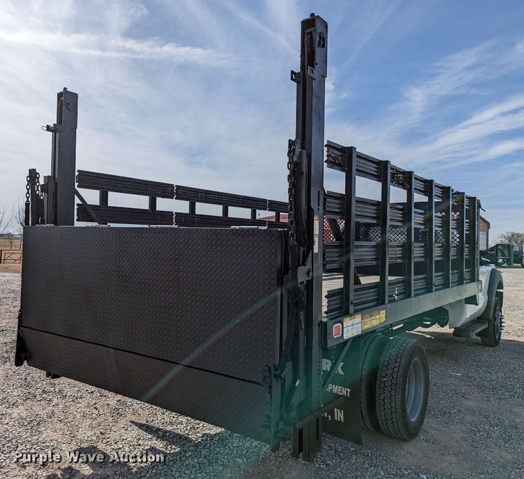 image for item LF9596 2012 Ford F550 Super Duty  flatbed truck