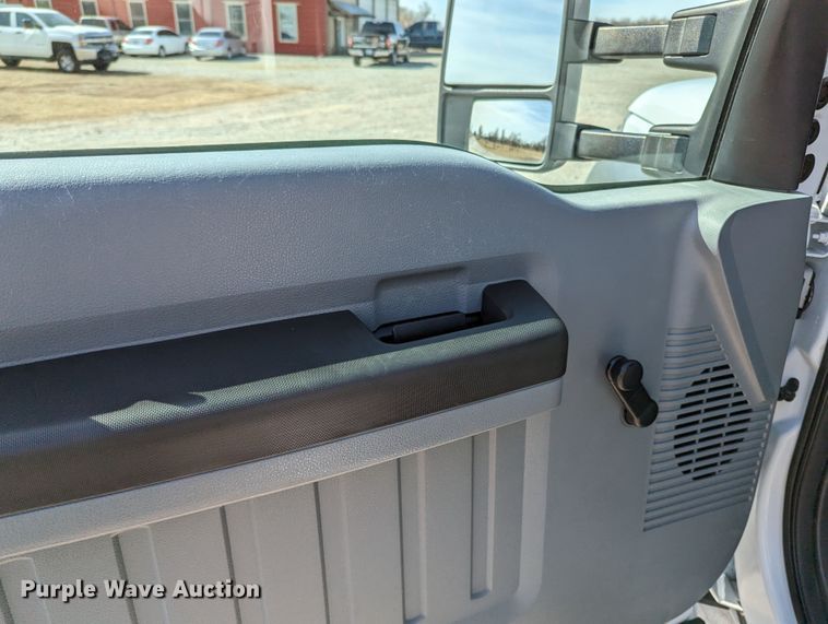 image for item LF9596 2012 Ford F550 Super Duty  flatbed truck