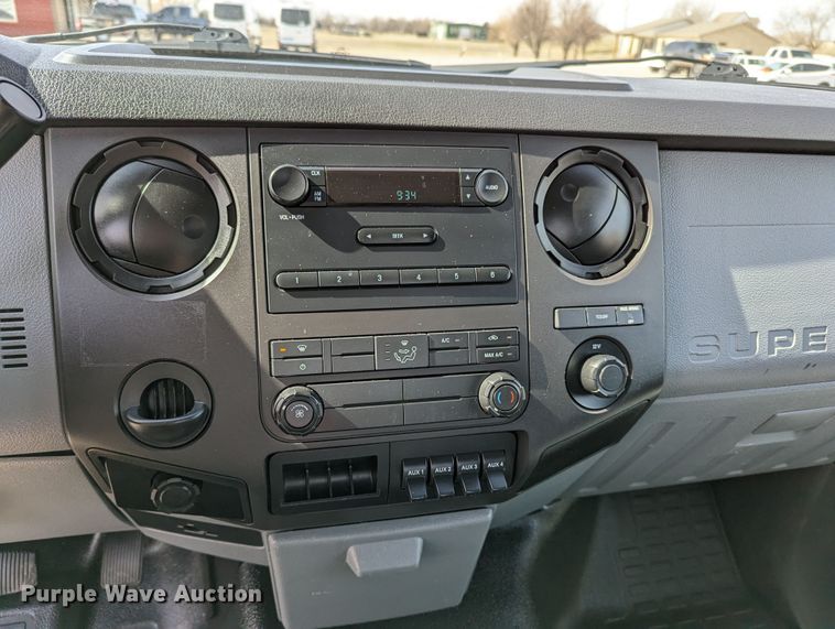 image for item LF9596 2012 Ford F550 Super Duty  flatbed truck