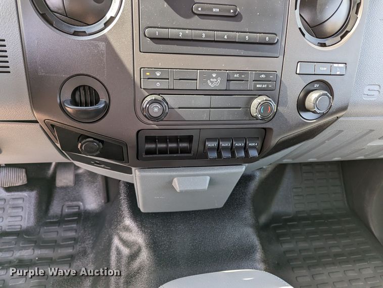 image for item LF9596 2012 Ford F550 Super Duty  flatbed truck