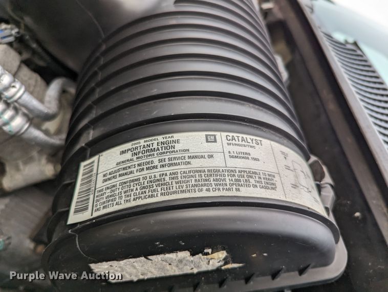 image for item LF9597 2005 Chevrolet C4500  flatbed truck