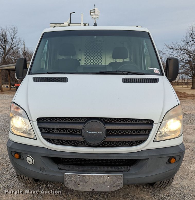 image for item LF9598 2011 Mercedes Benz Sprinter 2500  van