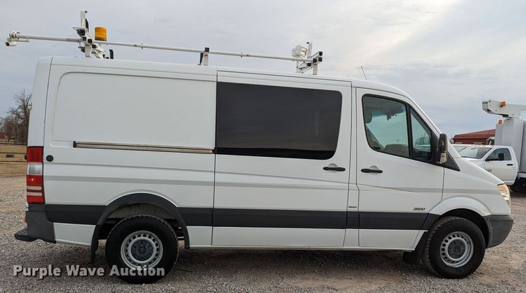 image for item LF9598 2011 Mercedes Benz Sprinter 2500  van