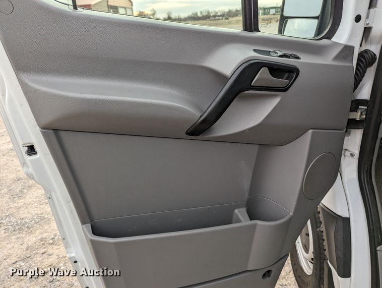 image for item LF9598 2011 Mercedes Benz Sprinter 2500  van